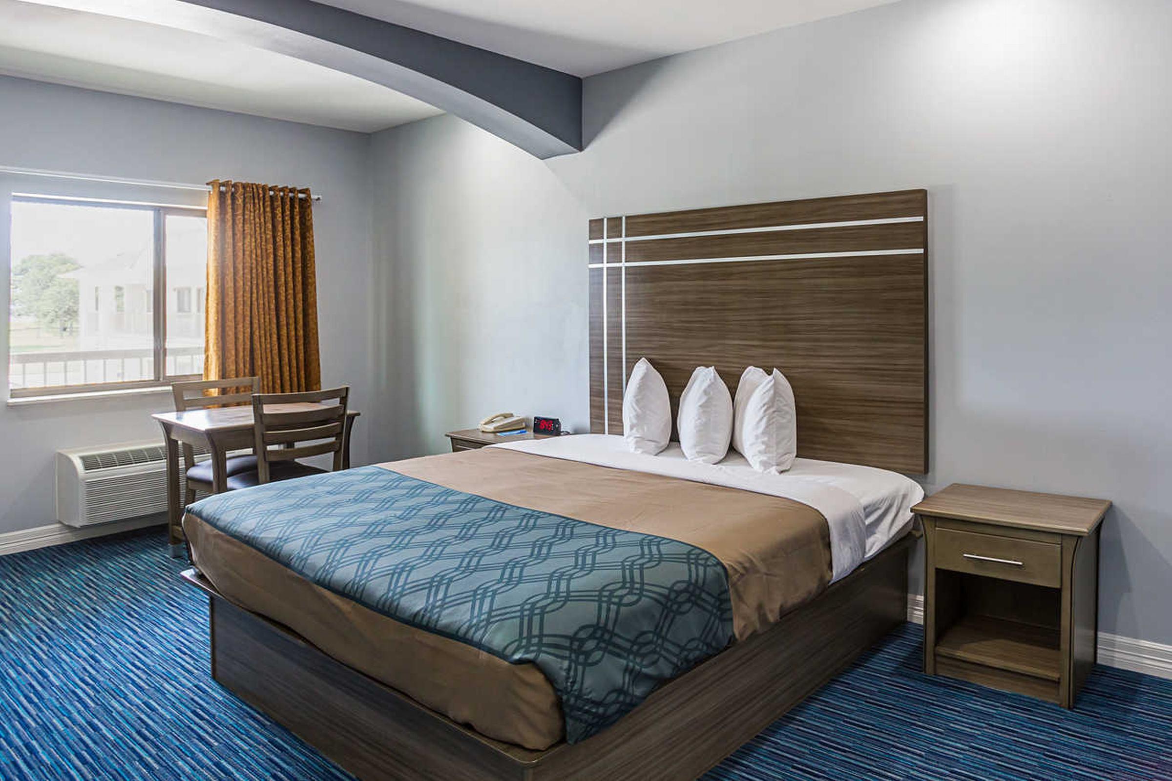 Rodeway Inn & Suites Clarksville Buitenkant foto