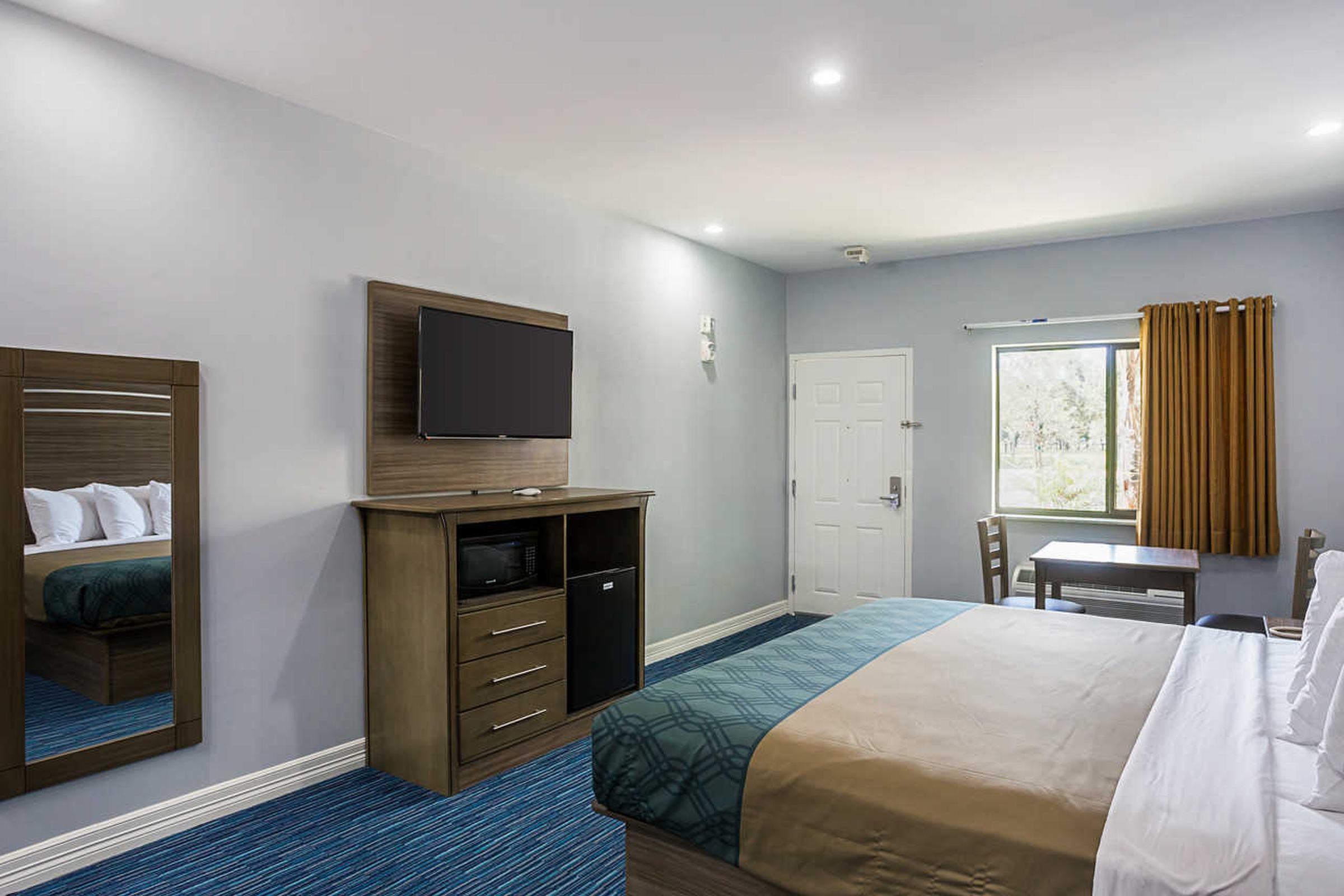 Rodeway Inn & Suites Clarksville Buitenkant foto
