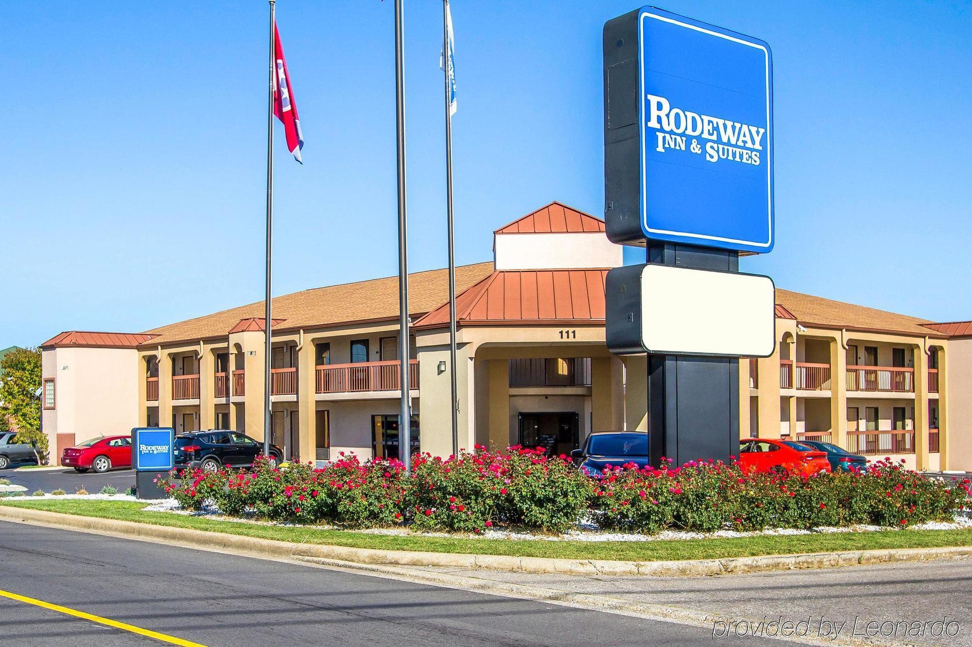 Rodeway Inn & Suites Clarksville Buitenkant foto