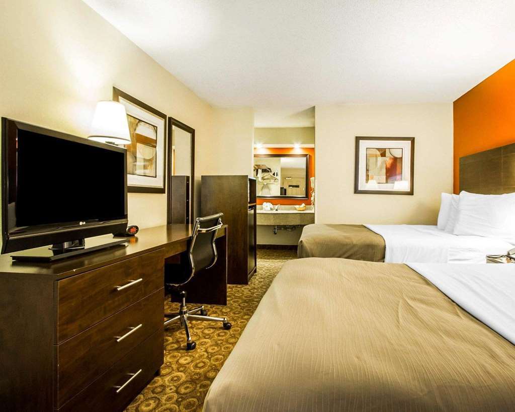 Rodeway Inn & Suites Clarksville Kamer foto