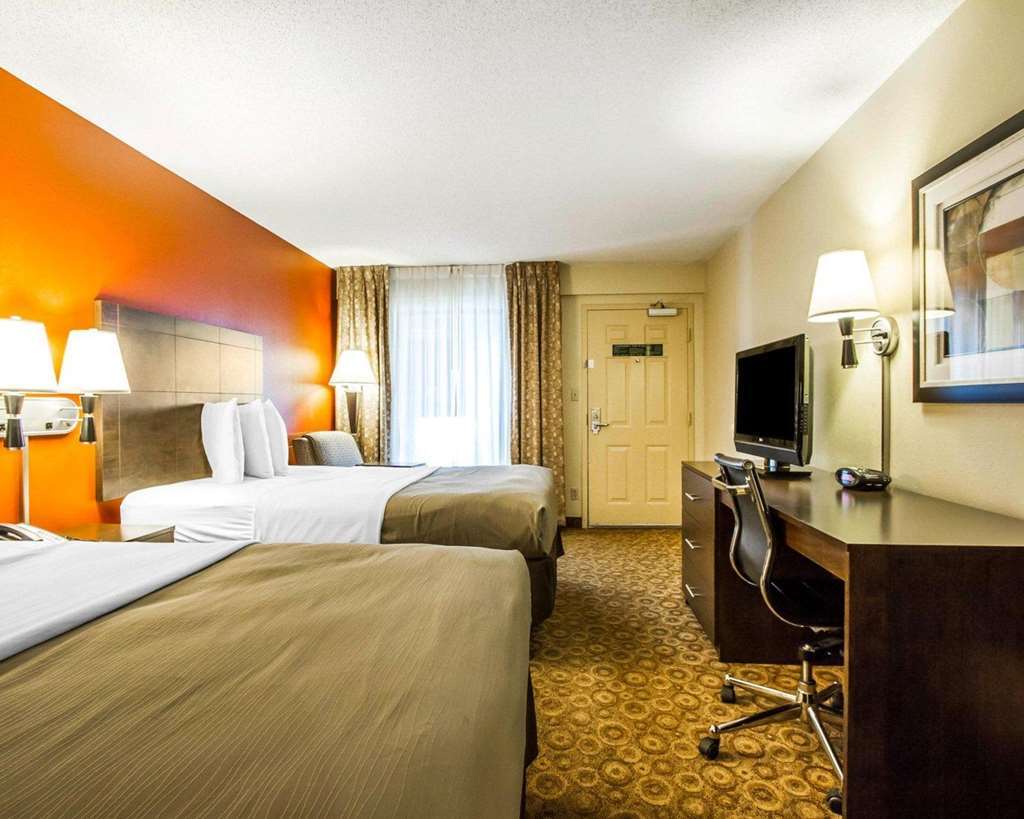 Rodeway Inn & Suites Clarksville Kamer foto